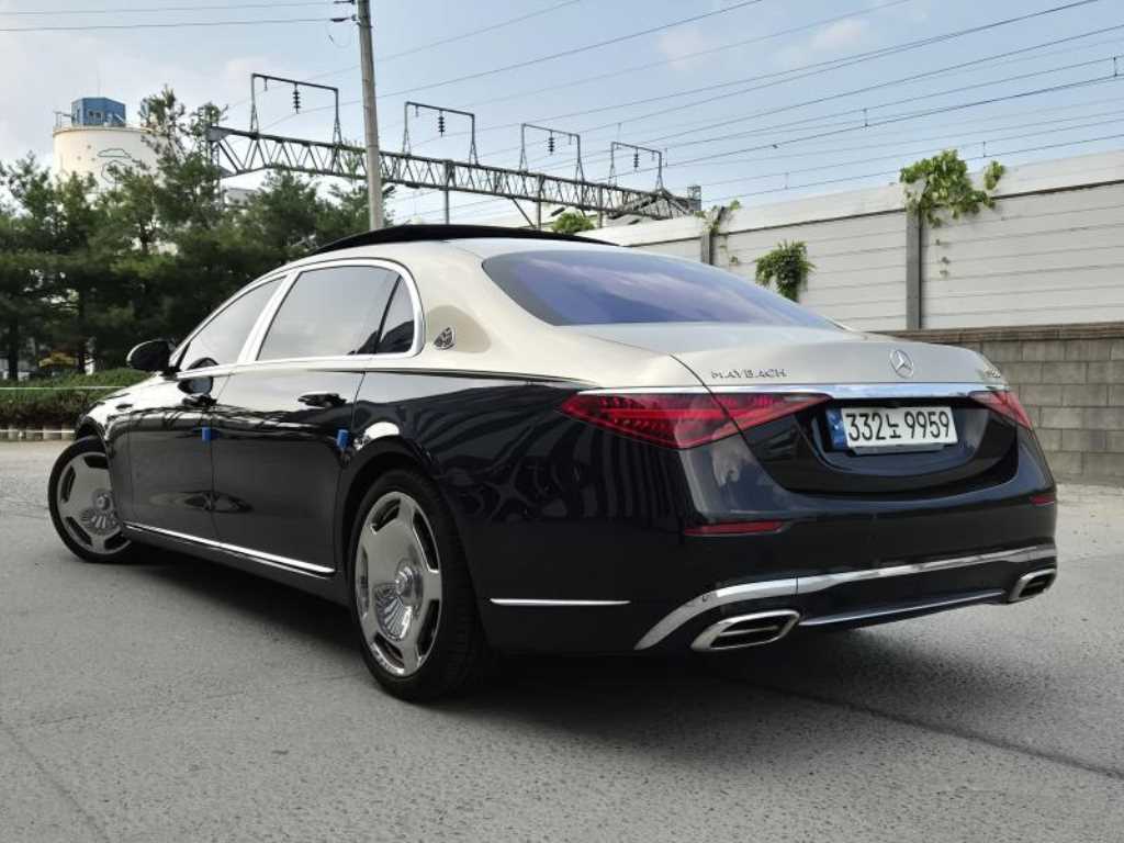 Mercedes Benz S Class - Vista 4