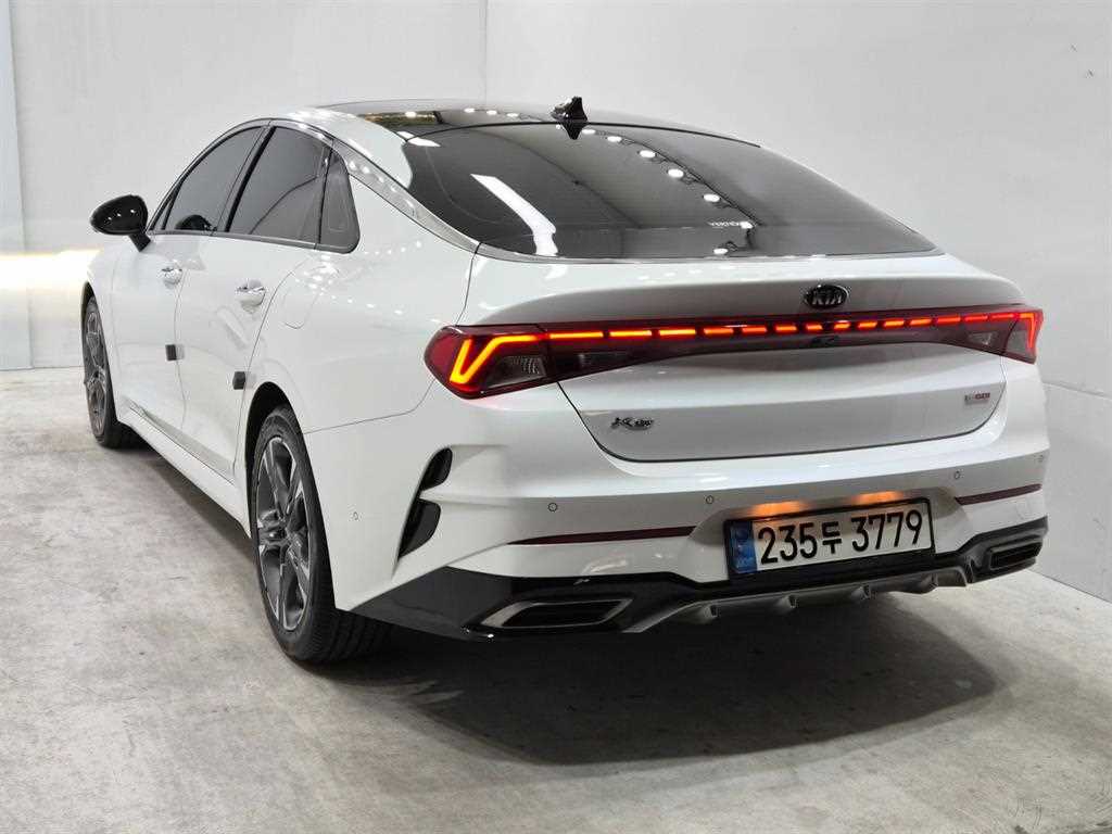 KIA K5 - Vista 4