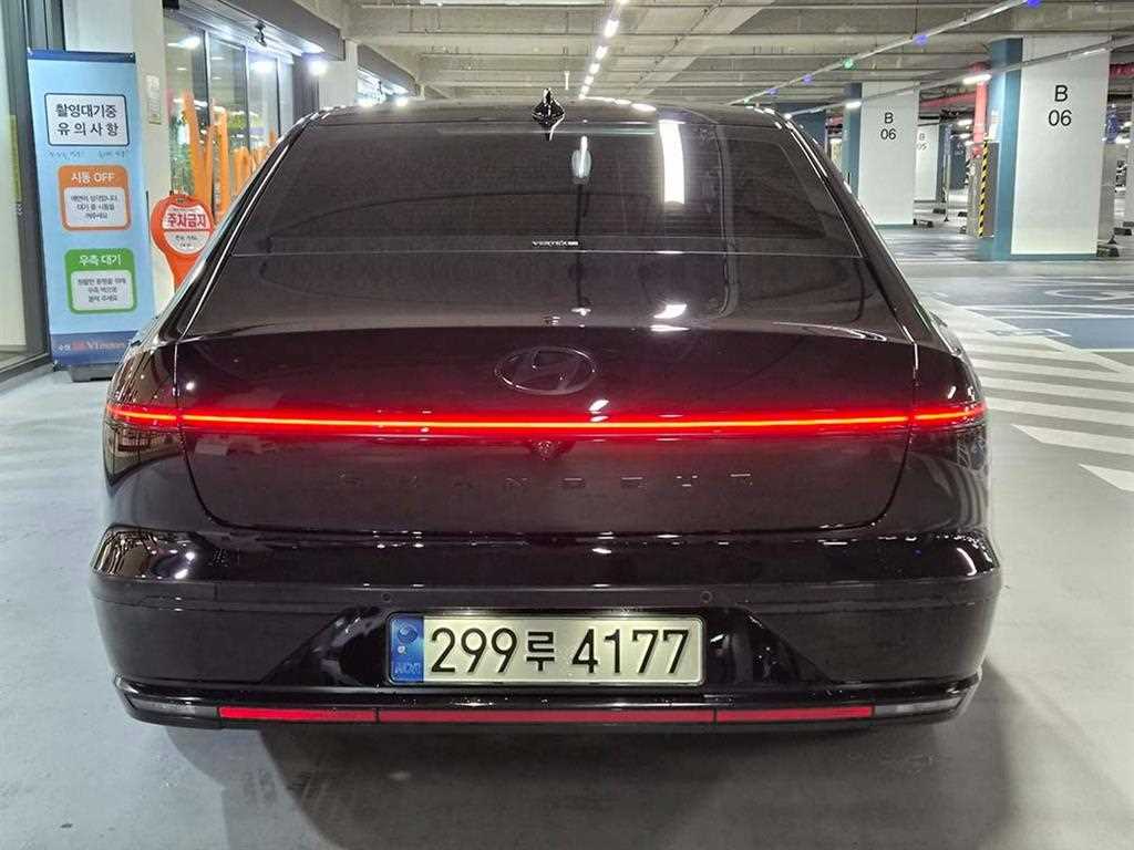 HYUNDAI Grandeur - Vista 5