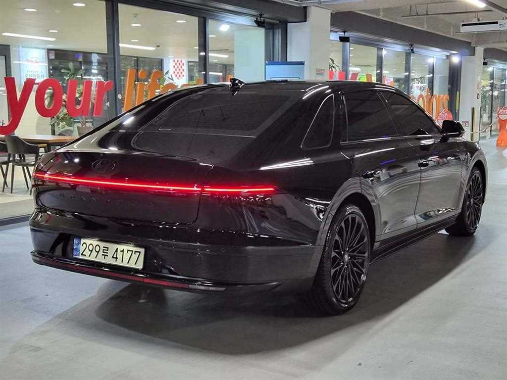 HYUNDAI Grandeur - Vista 4