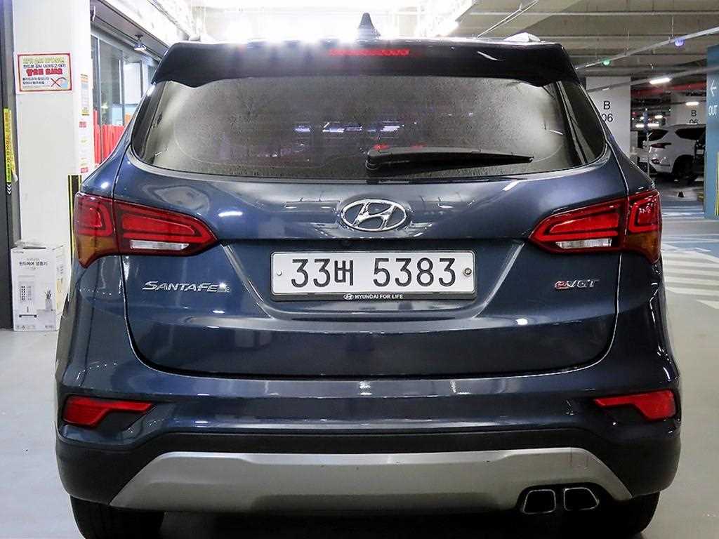 HYUNDAI Santa Fe - Vista 5