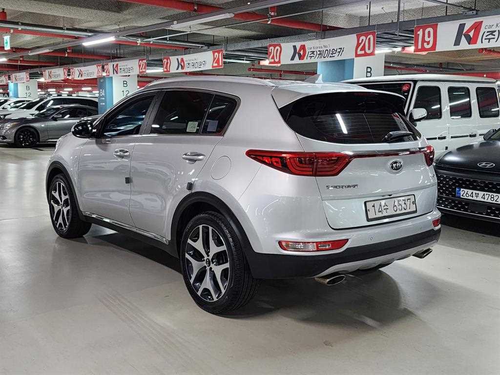 KIA Sportage - Vista 4