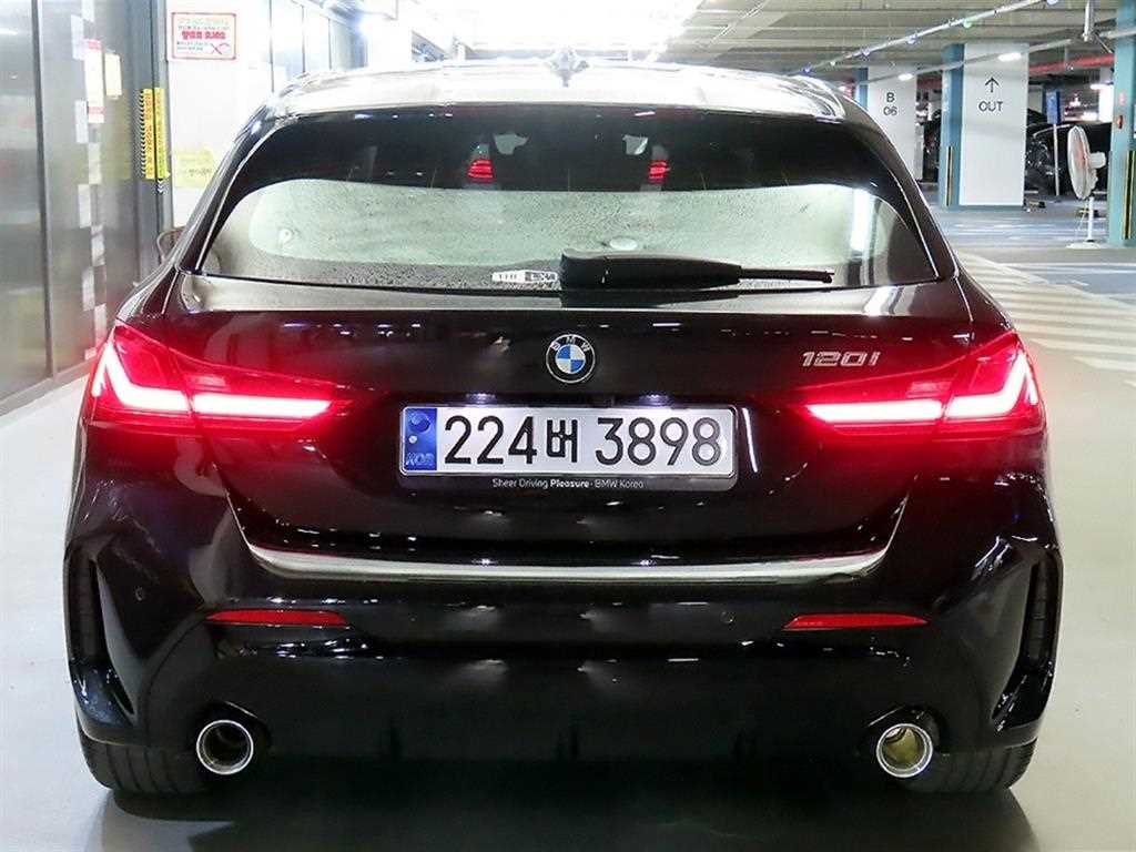 BMW 1 series - Vista 5