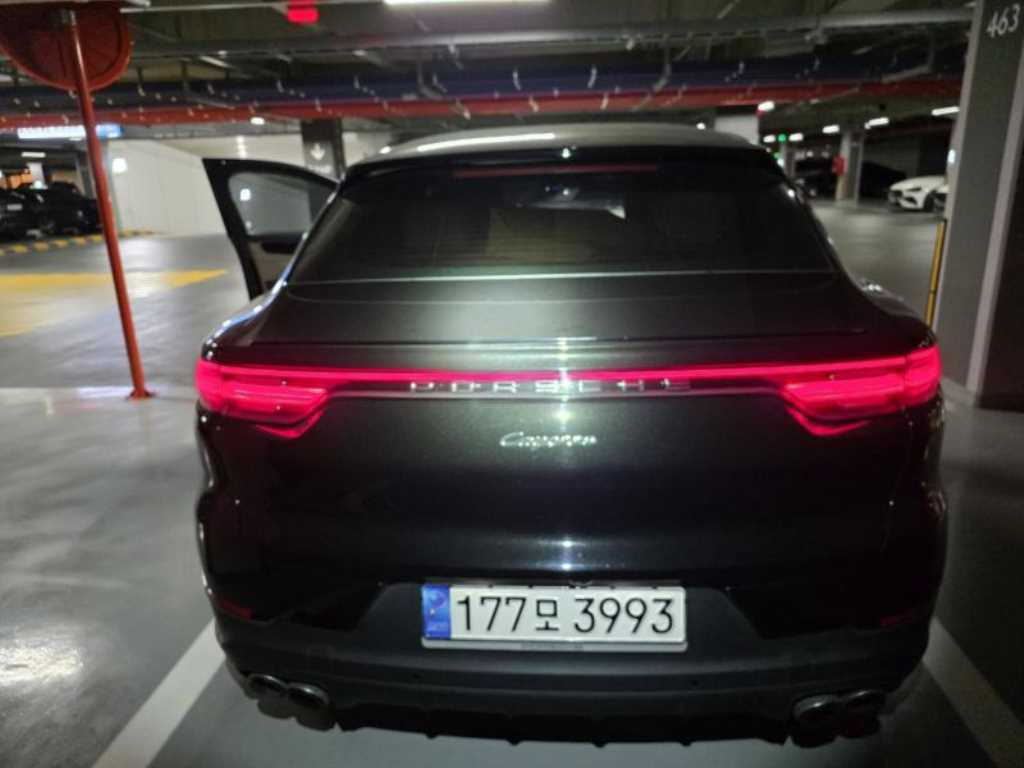 Porsche Cayenne - Vista 4