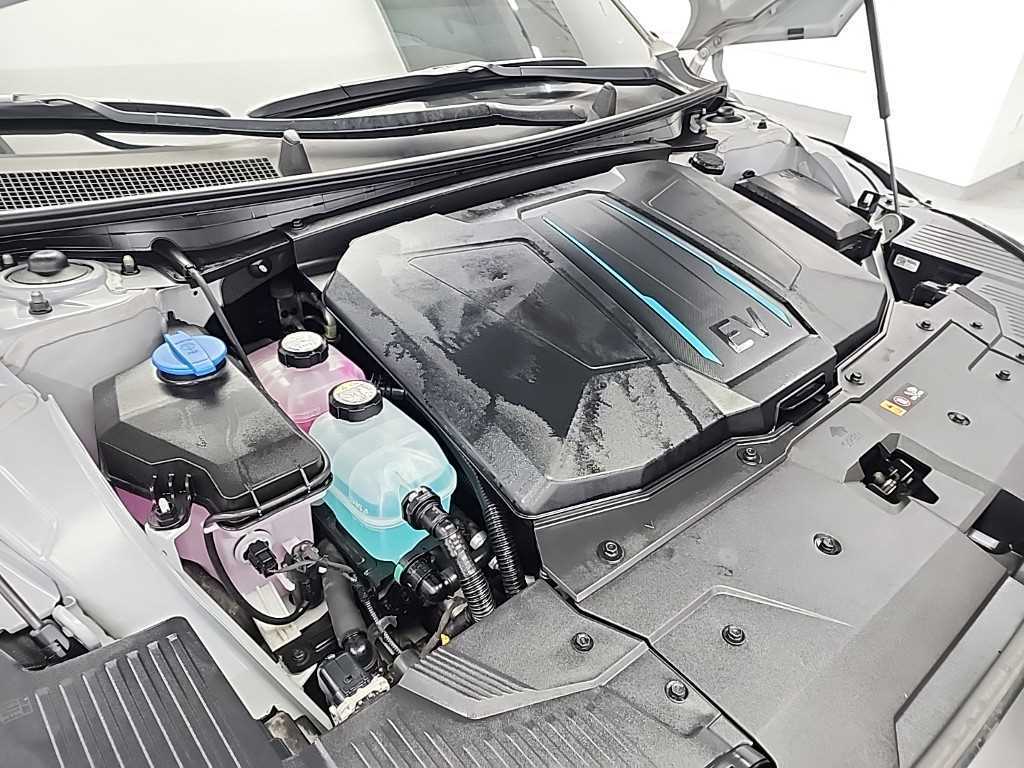 HYUNDAI Ioniq 5 - Vista 5