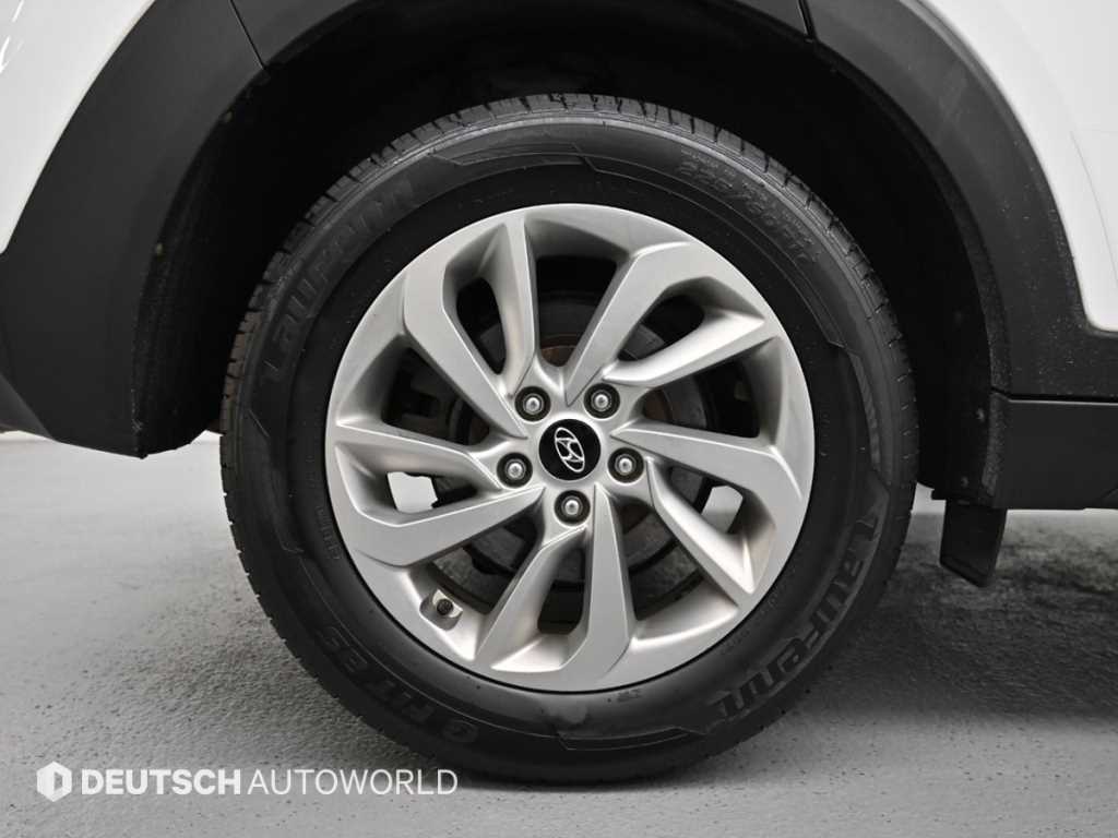 HYUNDAI Tucson - Vista 5