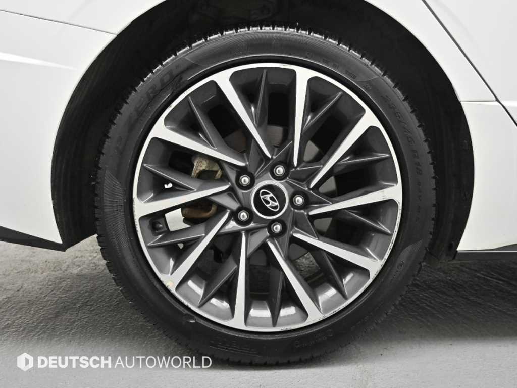 HYUNDAI Sonata - Vista 5