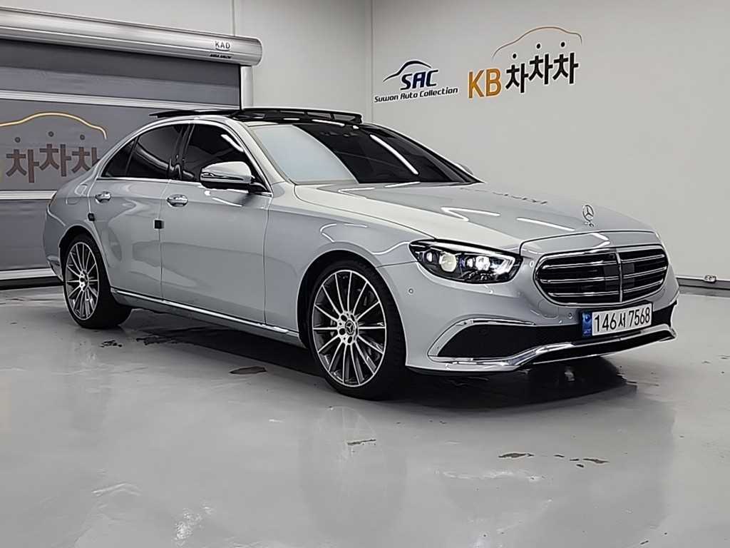 Mercedes Benz E class - Vista 5