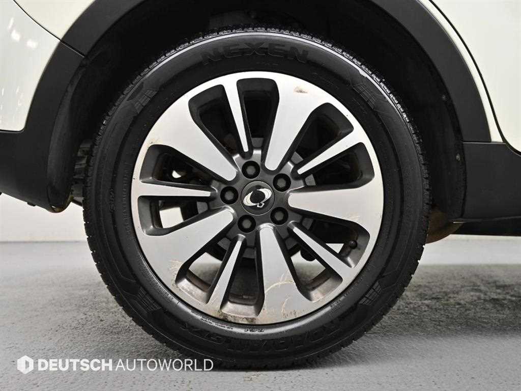 Ssangyong Korando - Vista 5
