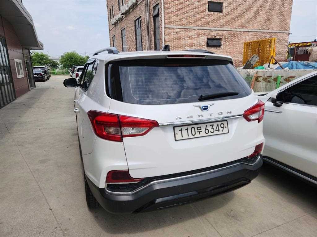 Ssangyong Rexton - Vista 5