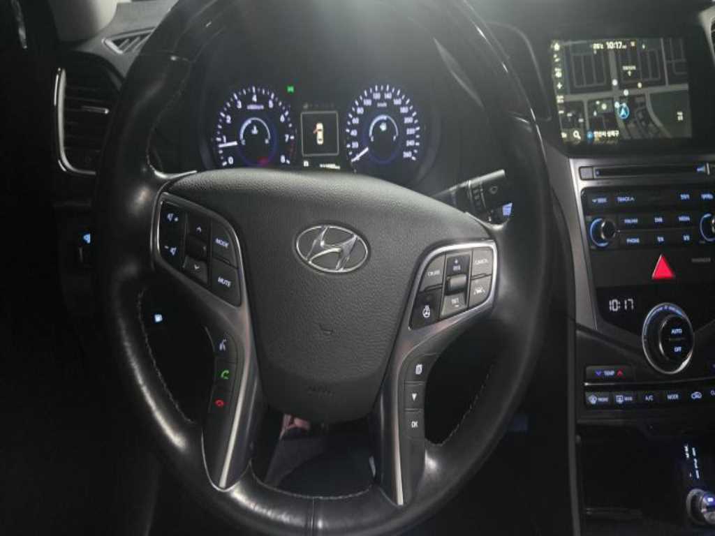 HYUNDAI Grandeur - Vista 5