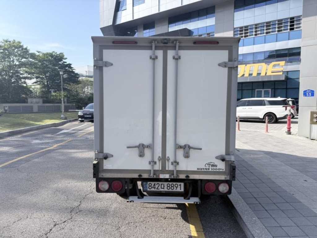Small Truck Top_Refrigerator Top - Vista 4