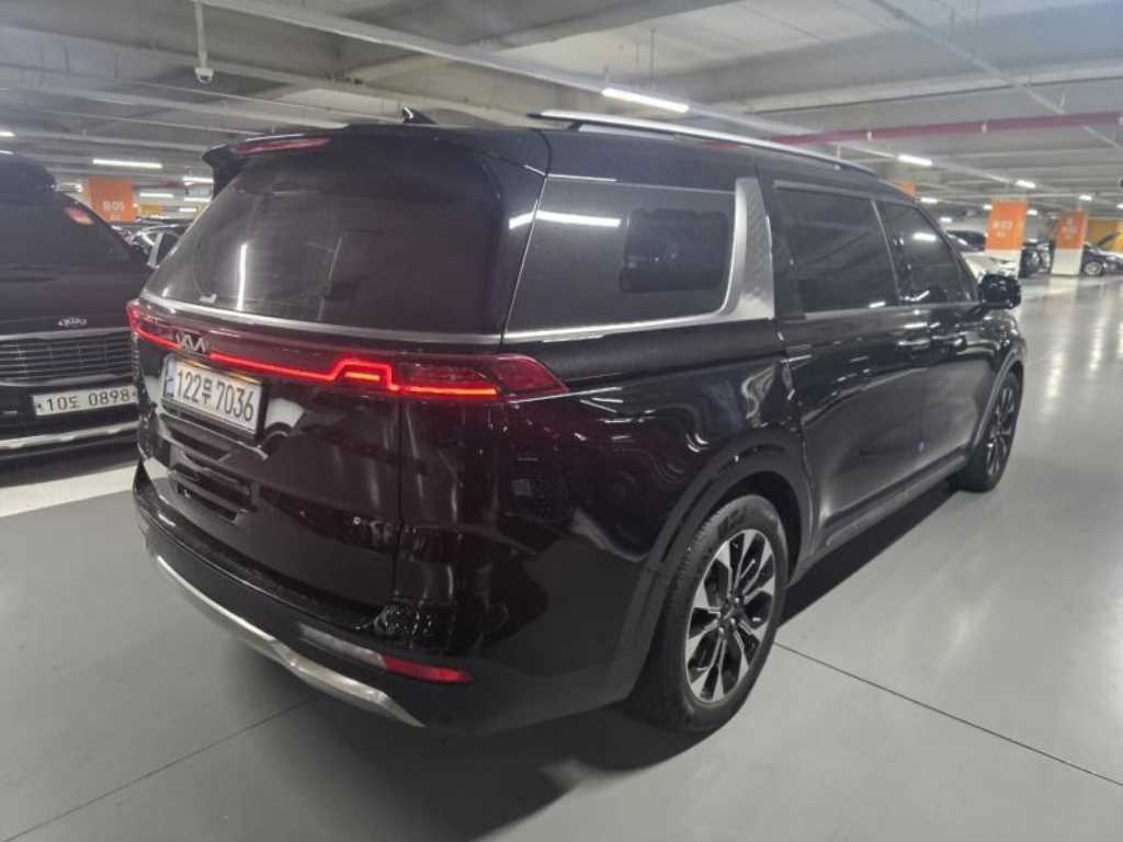 KIA Carnival - Vista 4