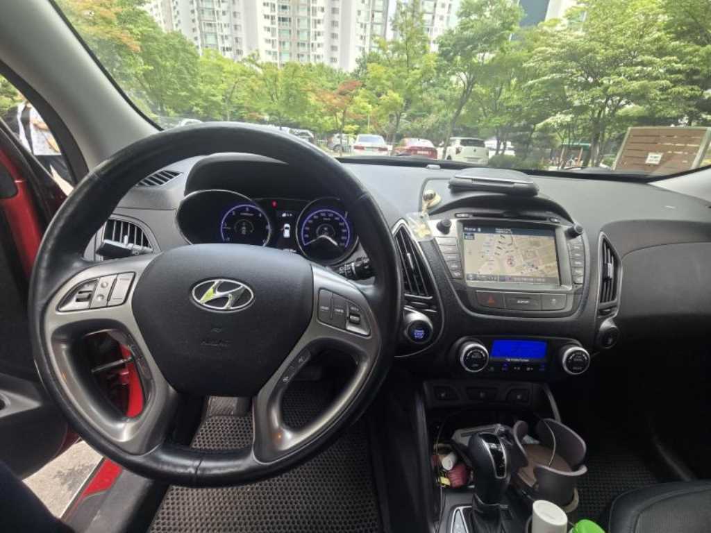 HYUNDAI Tucson - Vista 4