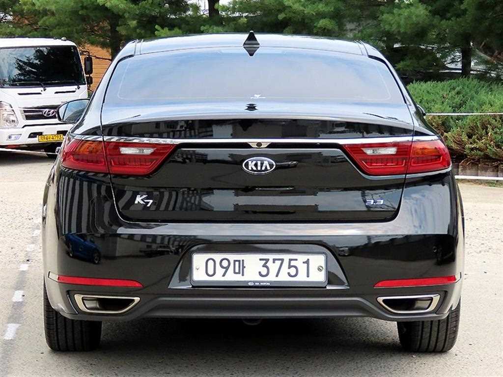KIA K7 - Vista 4