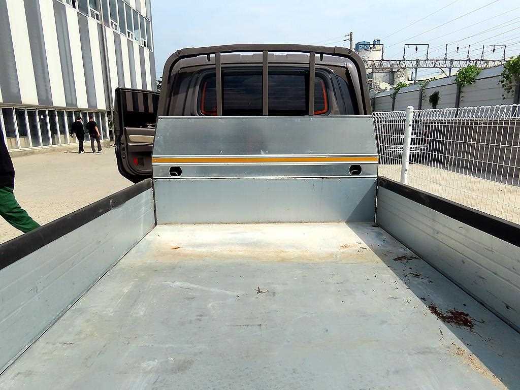 Small Truck Cargo (small) - Vista 5