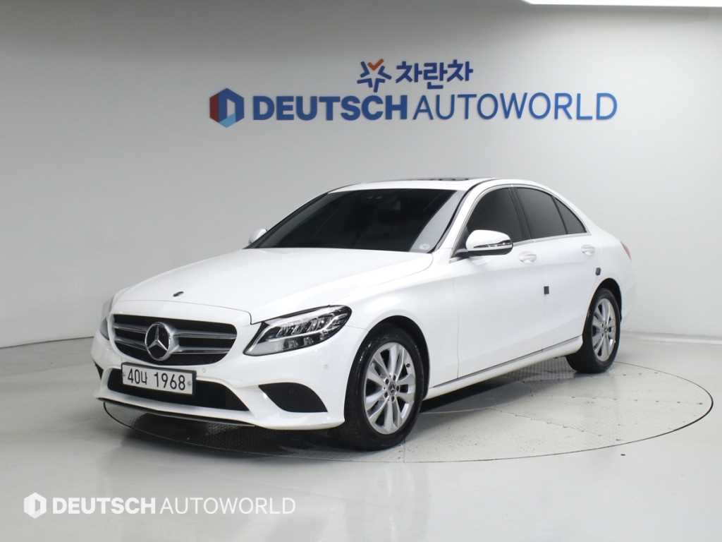 벤츠 C 클래스 C220 d 아방가르드 사진
