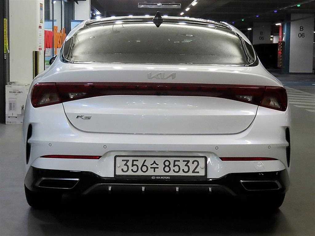 KIA K5 - Vista 5