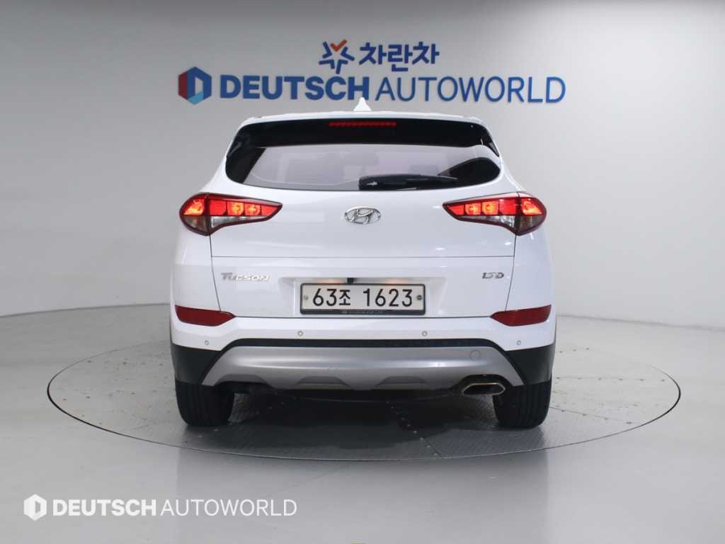 HYUNDAI Tucson - Vista 4