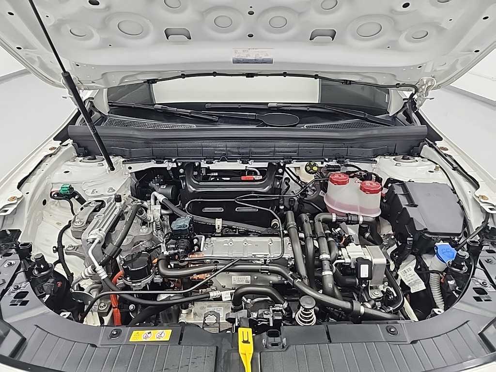 Mercedes Benz EQB - Vista 5