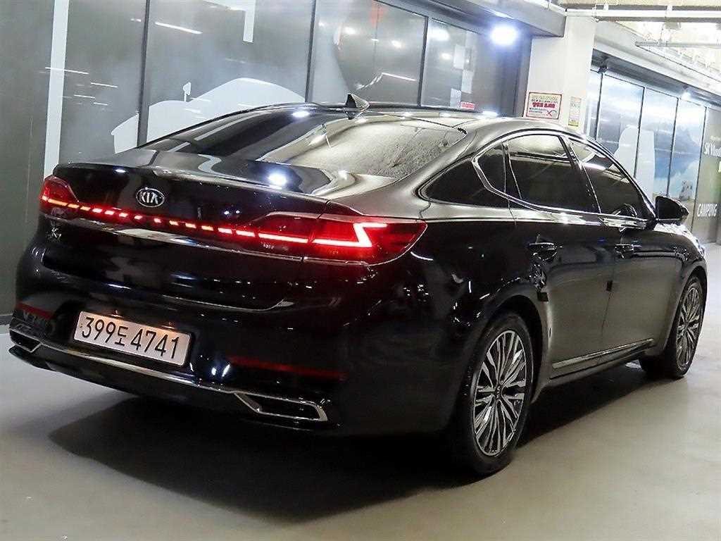 KIA K7 - Vista 4