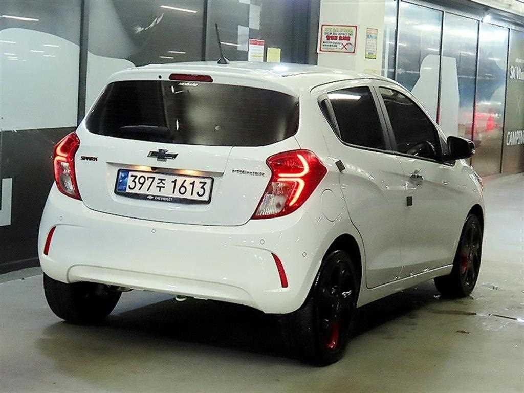 Chevrolet Spark - Vista 5