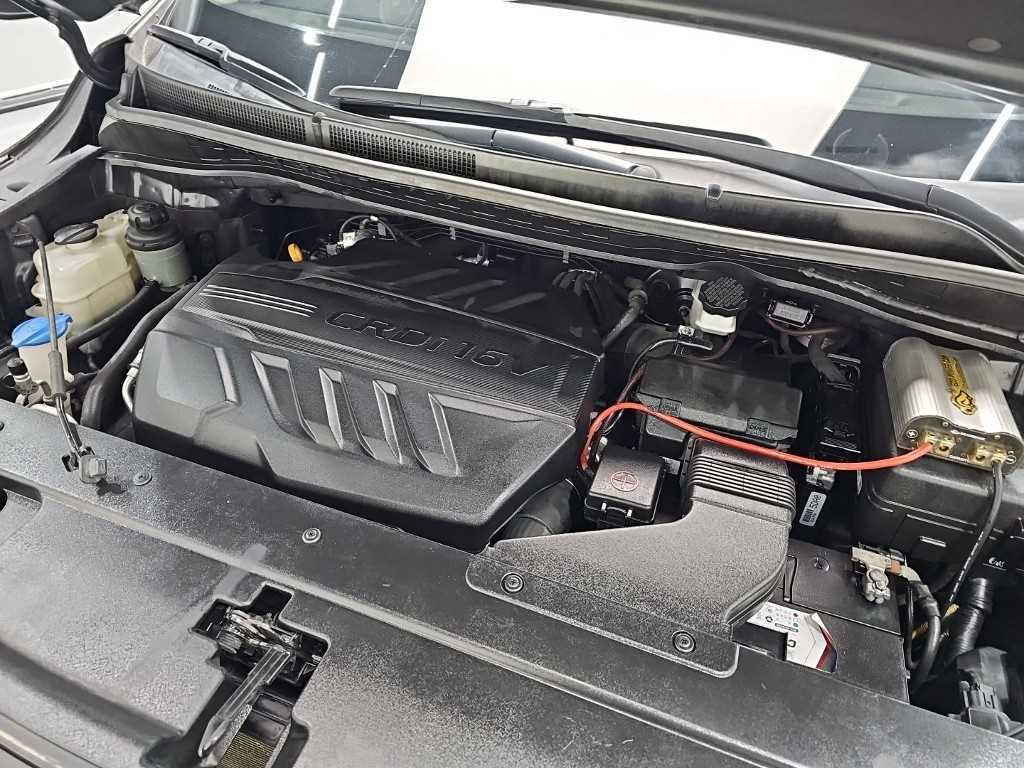 KIA Carnival - Vista 5