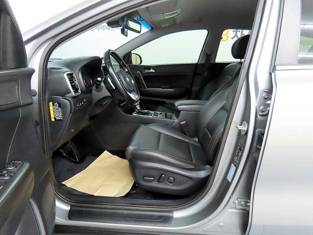 KIA Sportage - Vista 5