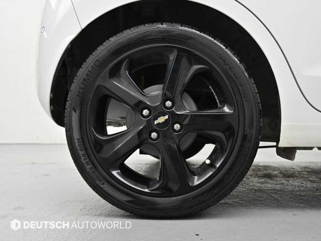 Chevrolet Spark - Vista 5
