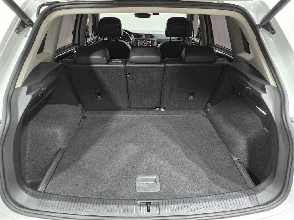 Volkswagen Tiguan - Vista 5