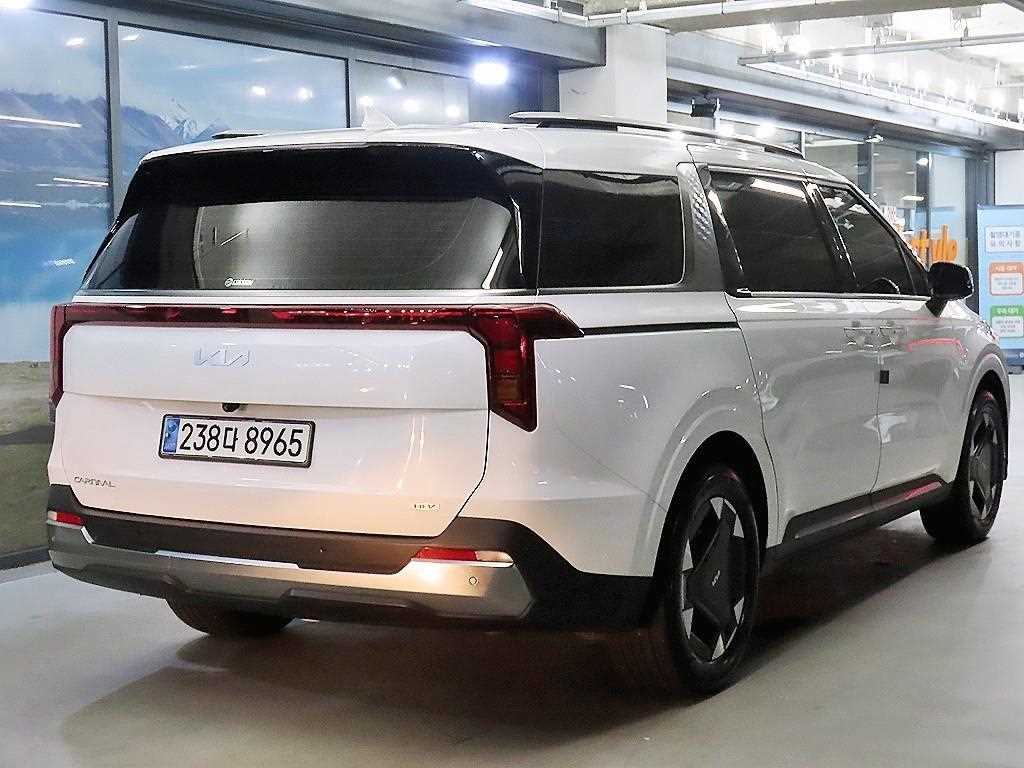 KIA Carnival - Vista 4