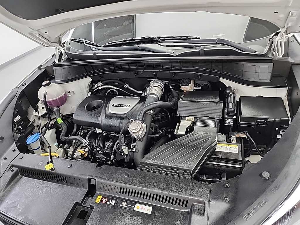 HYUNDAI Tucson - Vista 5