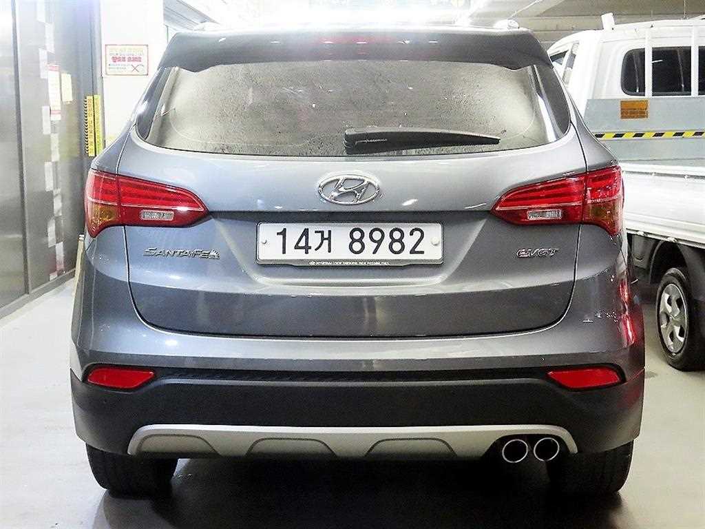HYUNDAI Santa Fe - Vista 5
