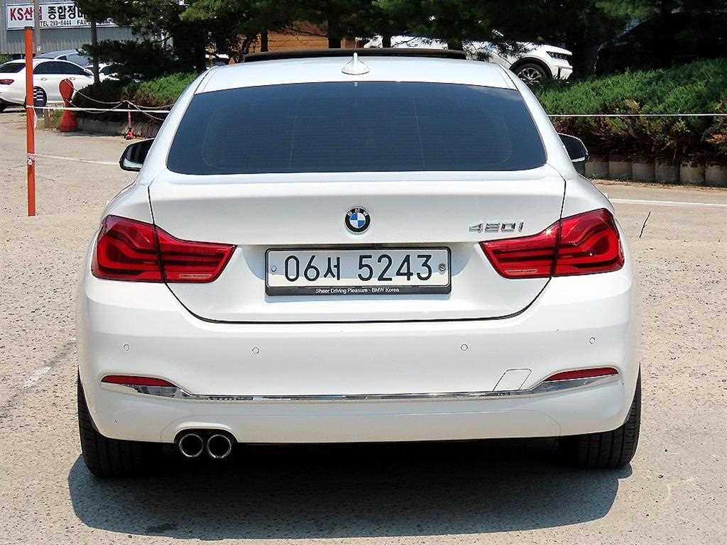 BMW 4 Series - Vista 4