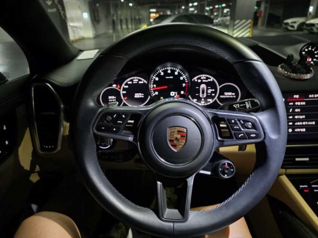 Porsche Cayenne - Vista 5