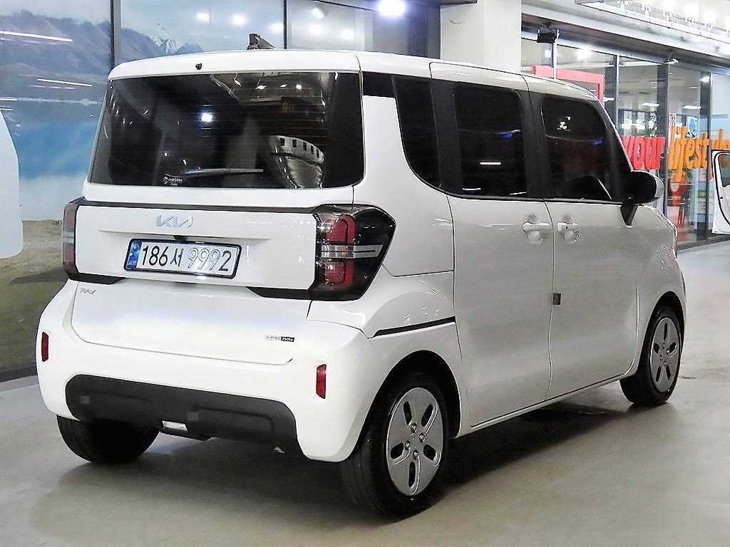 KIA Ray - Vista 4