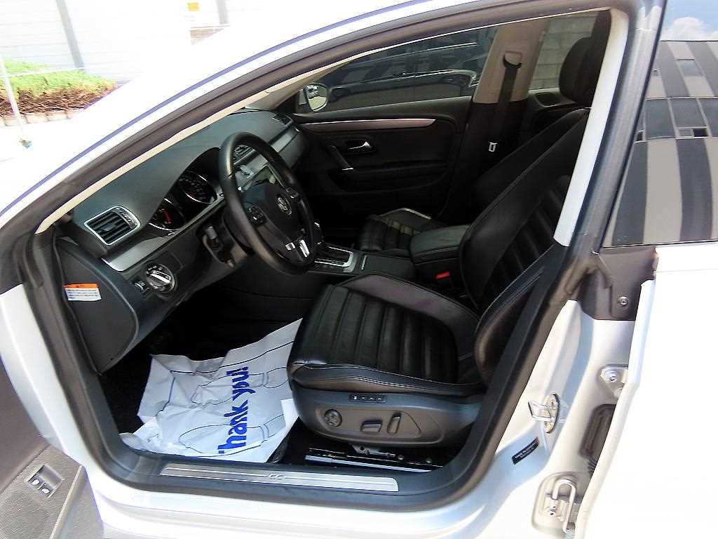 Volkswagen CC - Vista 5