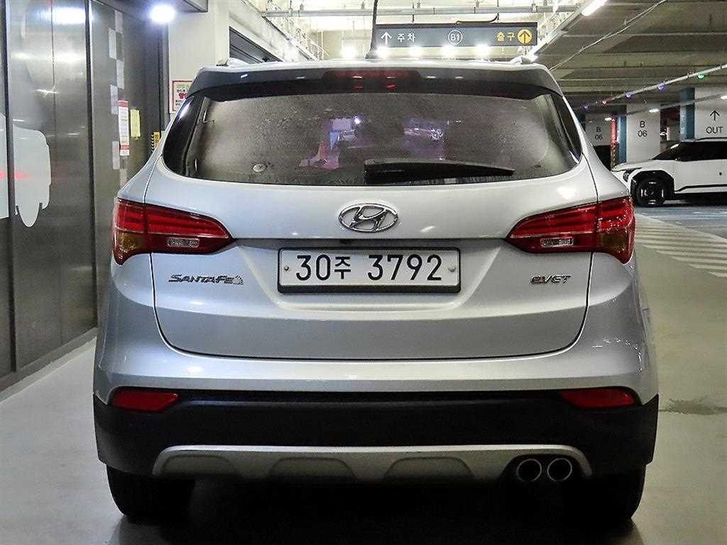HYUNDAI Santa Fe - Vista 5