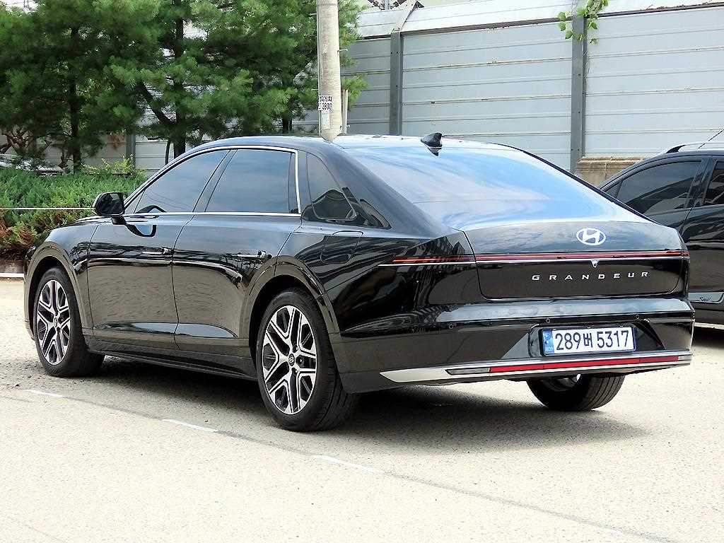 HYUNDAI Grandeur - Vista 4