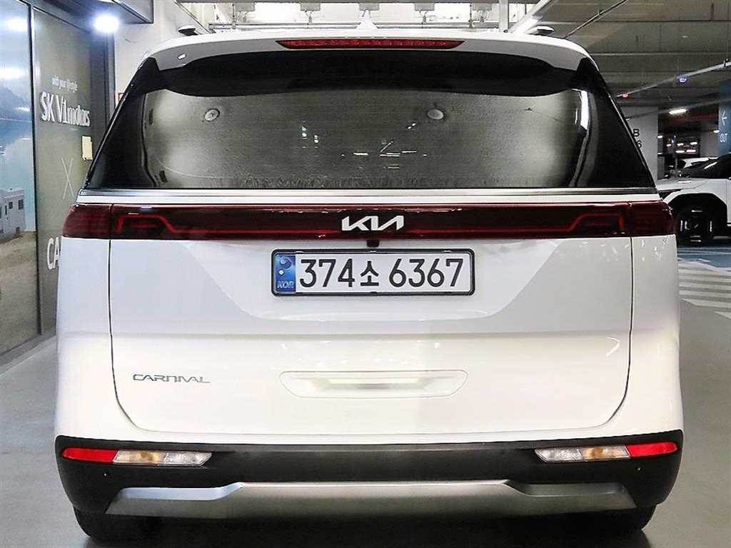 KIA Carnival - Vista 4