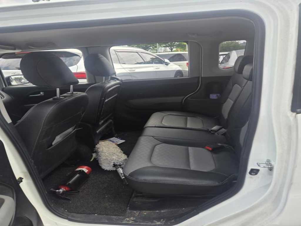 KIA Ray - Vista 5
