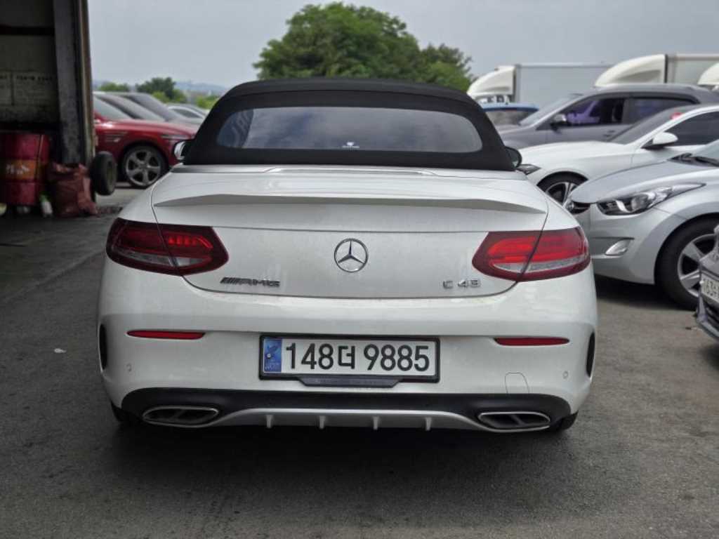 Mercedes Benz C Class - Vista 4