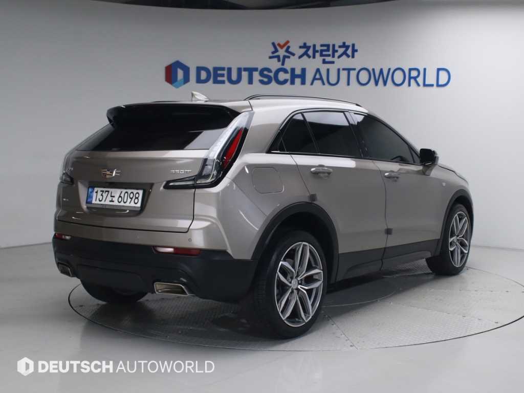 캐딜락 XT4 2.0 스포츠 AWD 사진 2/20