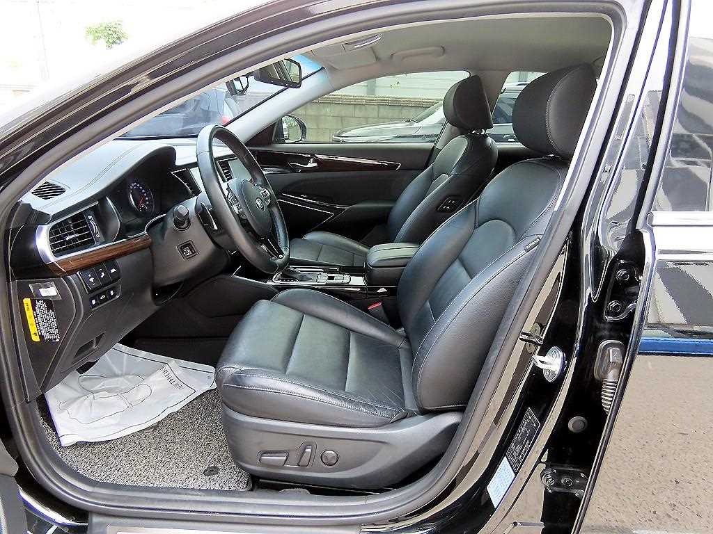 KIA K7 - Vista 5