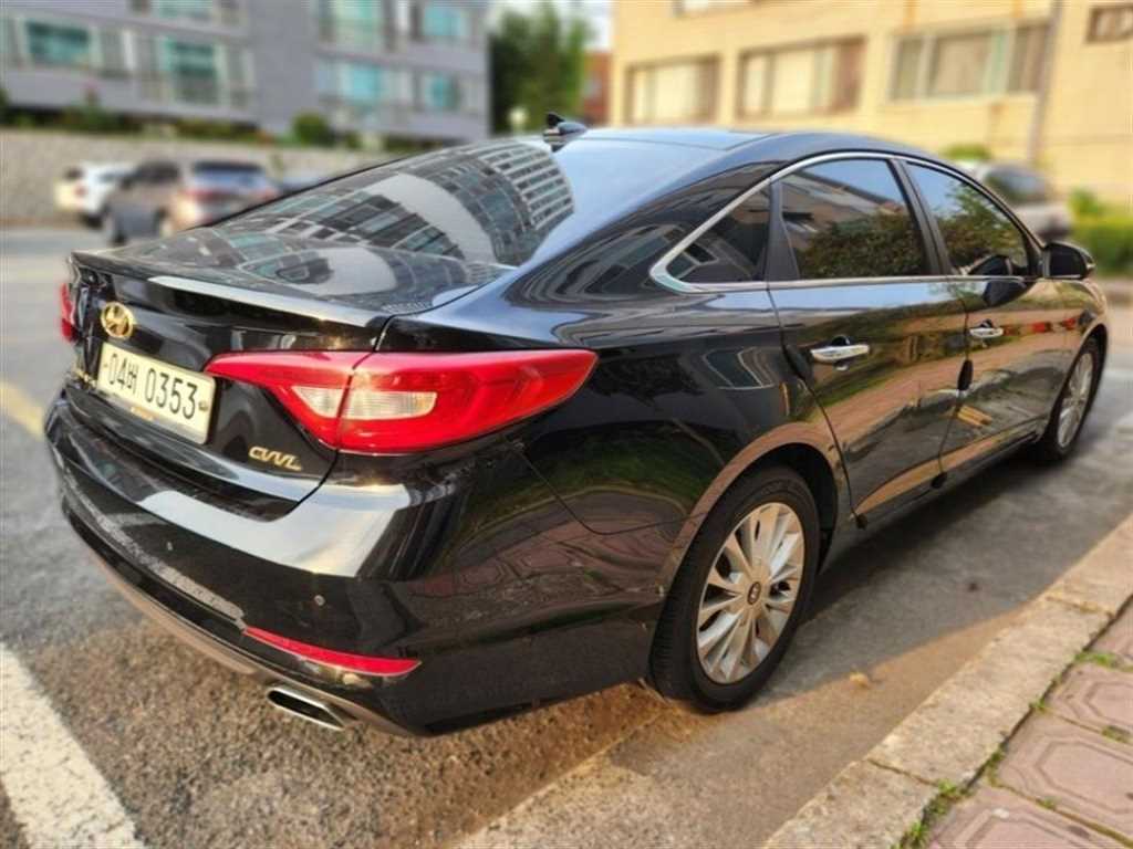 HYUNDAI Sonata - Vista 5