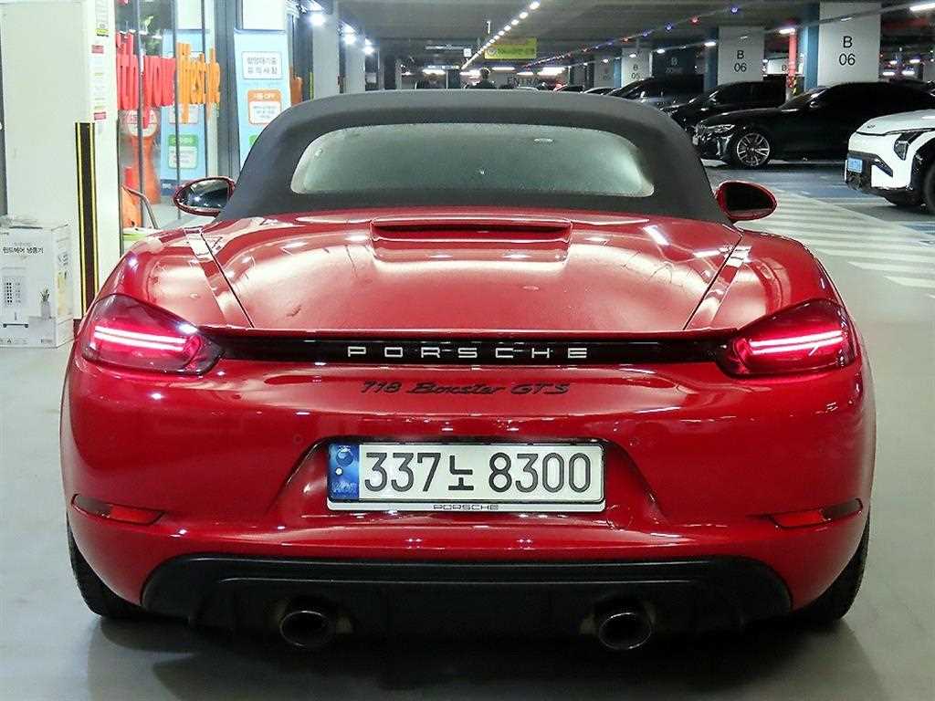 Porsche 718 - Vista 5