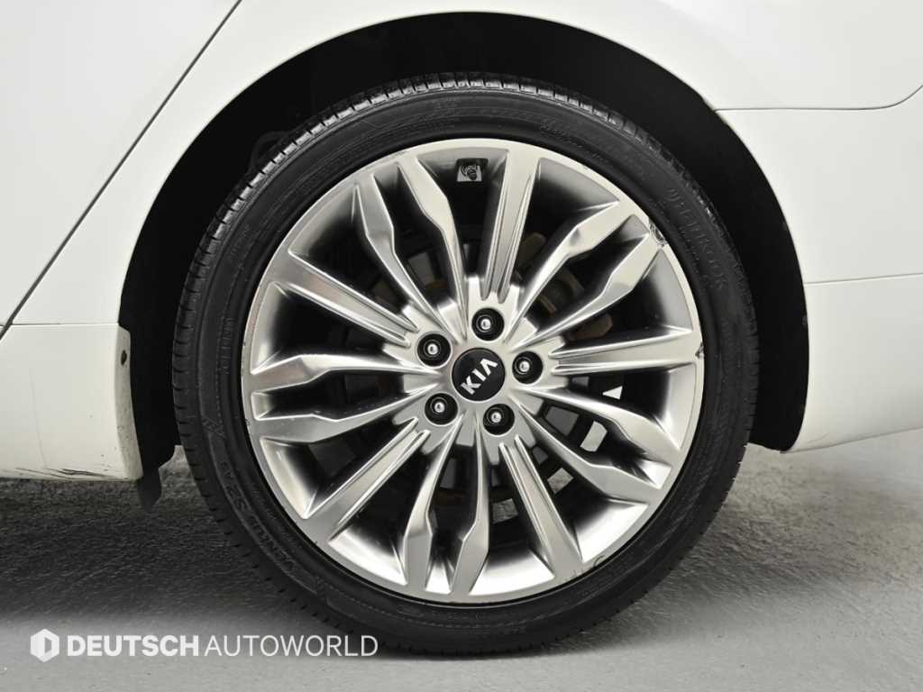 KIA K7 - Vista 5
