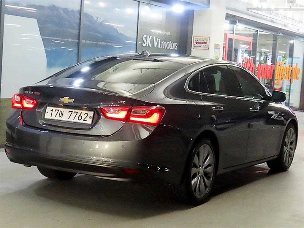 Chevrolet Malibu - Vista 4