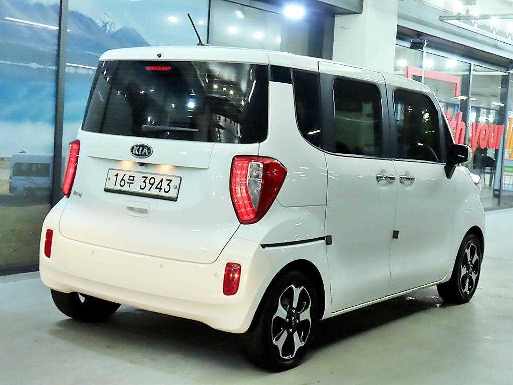 KIA Ray - Vista 4