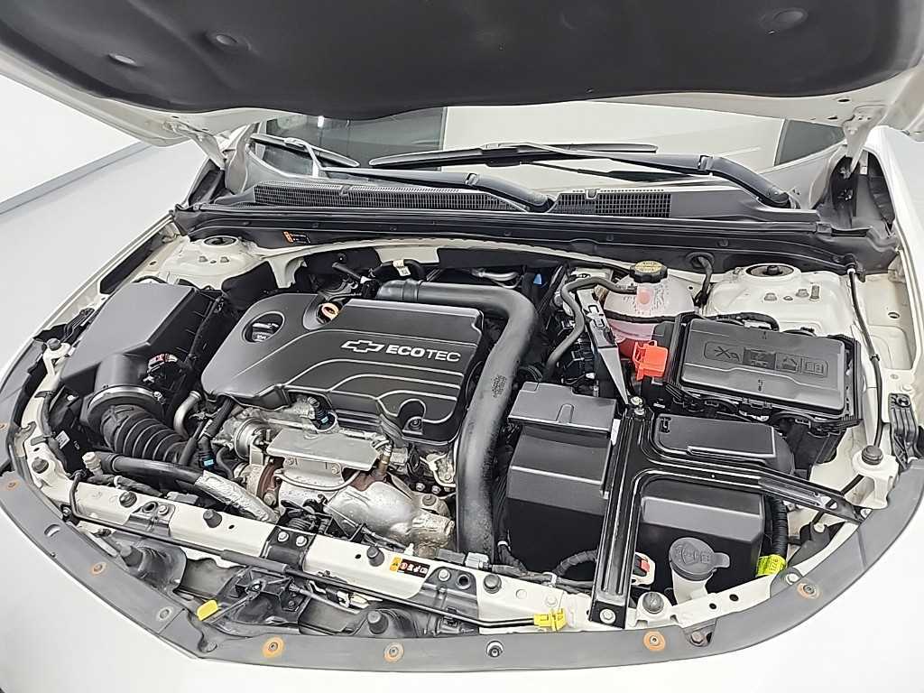 Chevrolet Malibu - Vista 5